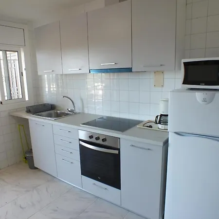 Hermoso Renovado 4 Pers. Con Parking Privado En - Es-204-11 公寓