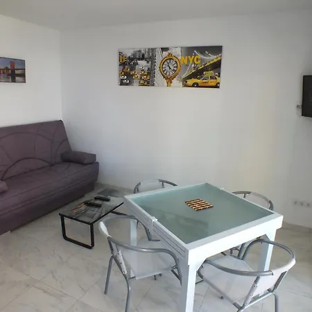 Hermoso Renovado 4 Pers. Con Parking Privado En - Es-204-11 Appartement *